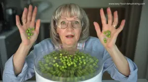 How to dehydrate peas—whether fresh, frozen, or canned. Plus, a clever tip to keep them from sticking to your hands!