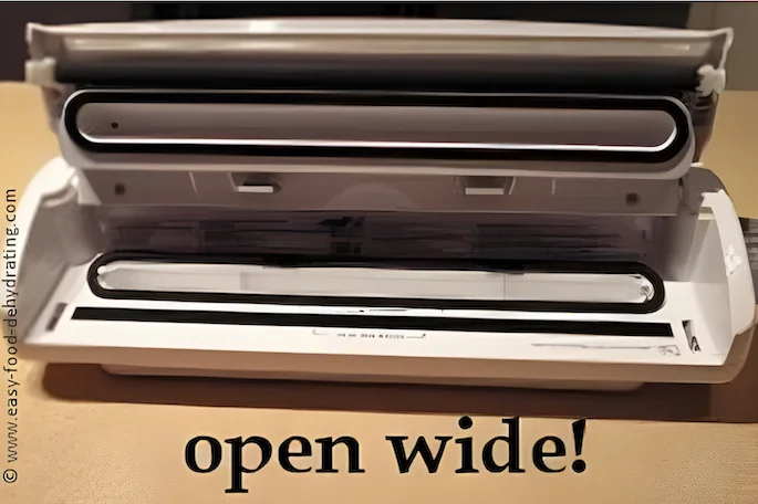 Foodsaver Food Vacuum Sealer V2240 interior Foodsaver Food Vacuum Sealer V2240 interior